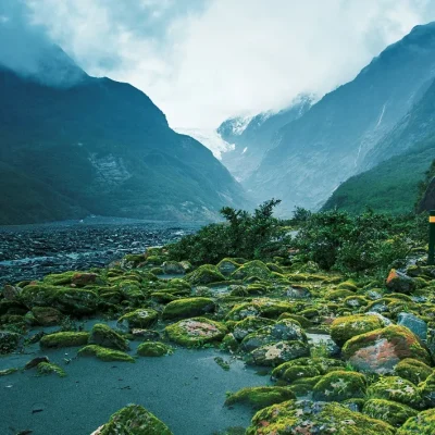 Enchanting-Travels-New-Zwalands-landscapes-Franz-Josef-glacier