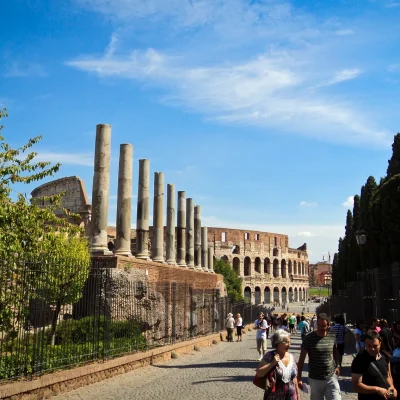 Rome-Colosseum-View-from-Forum.jpg